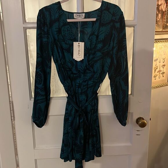 OMika SAMIRA WRAP DRESS MINI- Cierra Bayou Print $368 MSRP - Picture 4 of 5